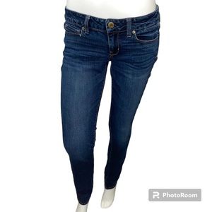 American Eagle Medium Wash Stretch Skinny Jeans - Size 4